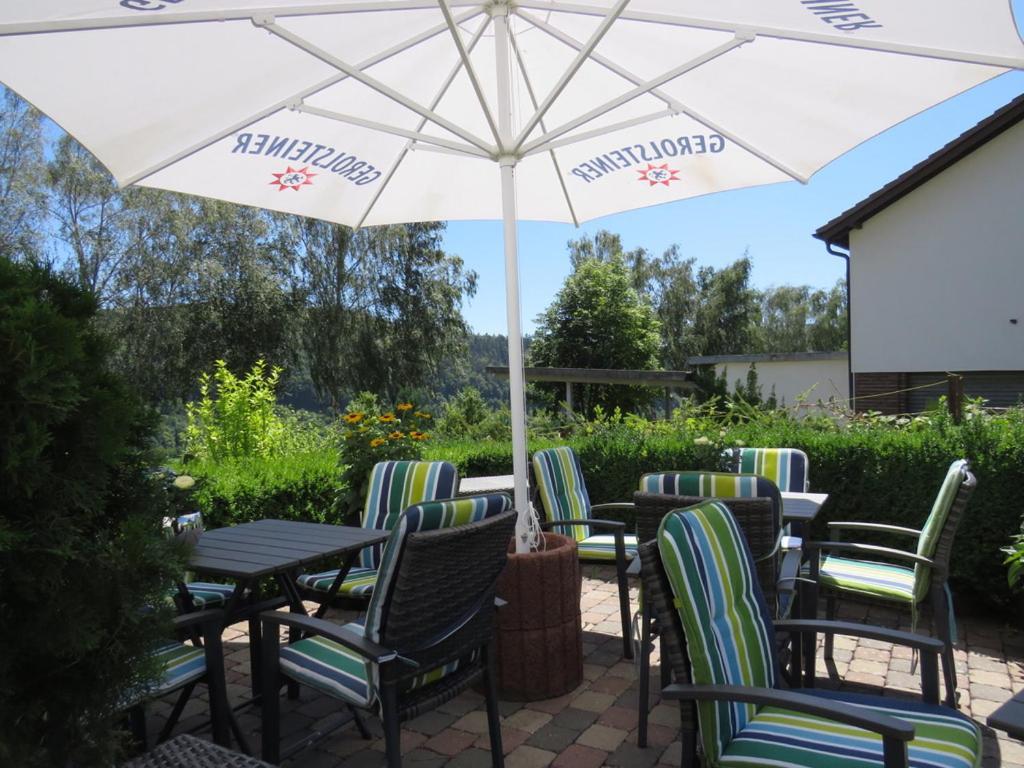 Hotel Pension Haus Talblick Edersee Hemfurth-Edersee Экстерьер фото
