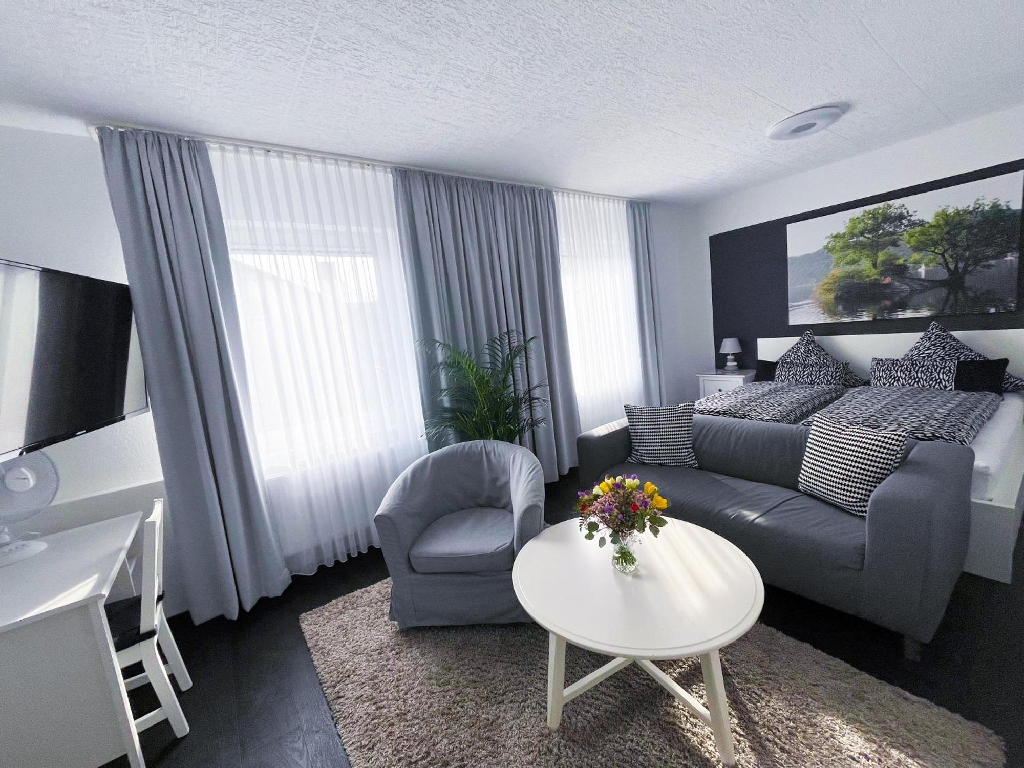 Hotel Pension Haus Talblick Edersee Hemfurth-Edersee Экстерьер фото